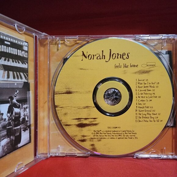 Norah Jones – Feels Like Home (2004) CD - Picture 3 of 4